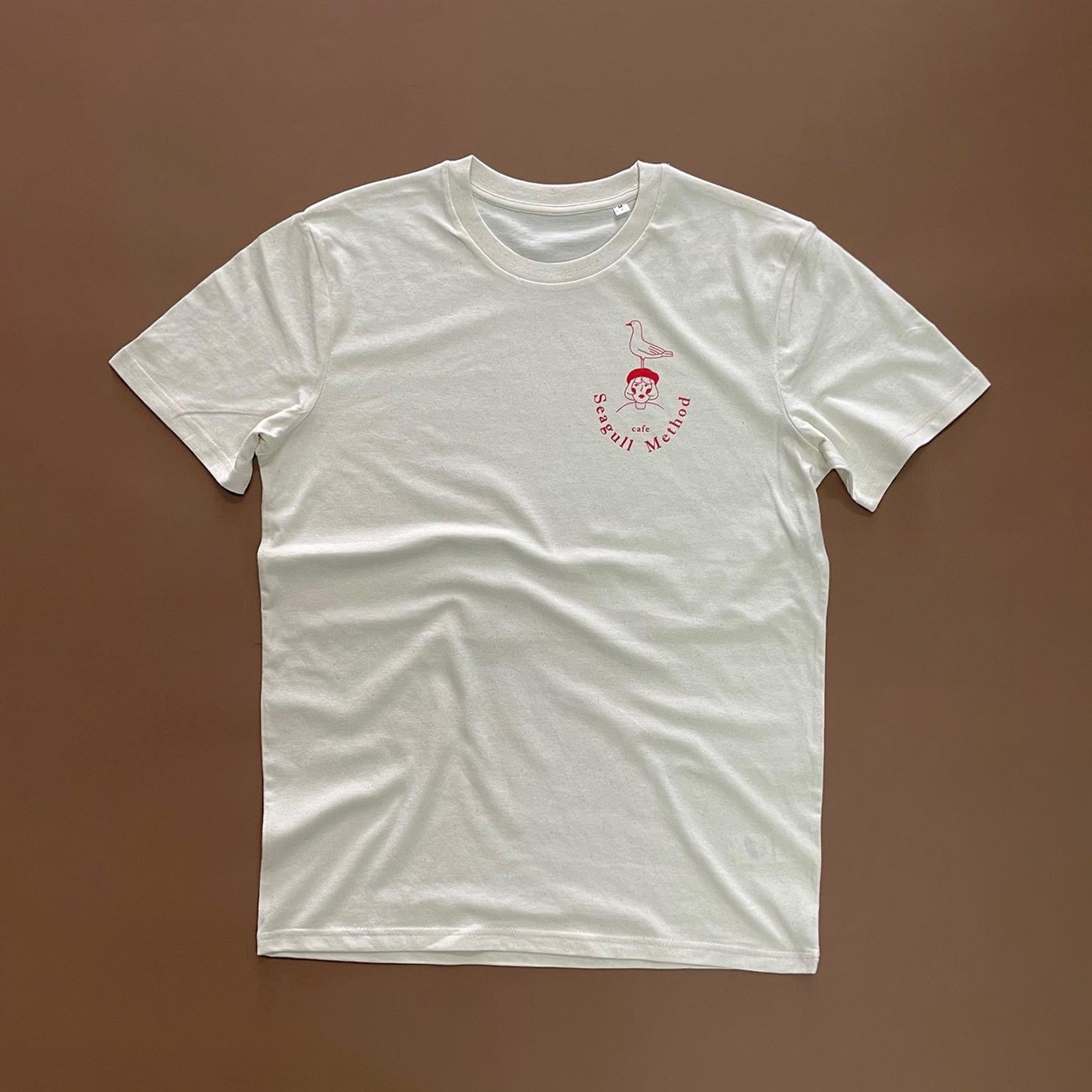 Delantal y camisetas personalizas con logo serigrafiado Delantal y camisetas personalizas con logo serigrafiado