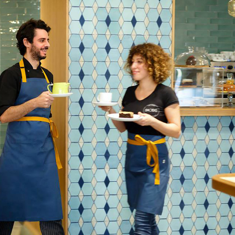 5 Good Reasons to Use an Apron in Your Business